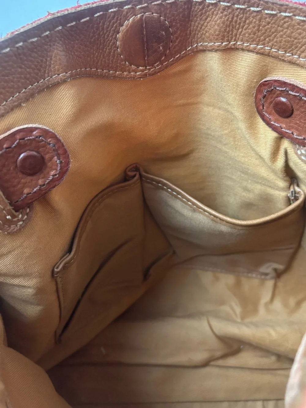 Fossil tooled leather